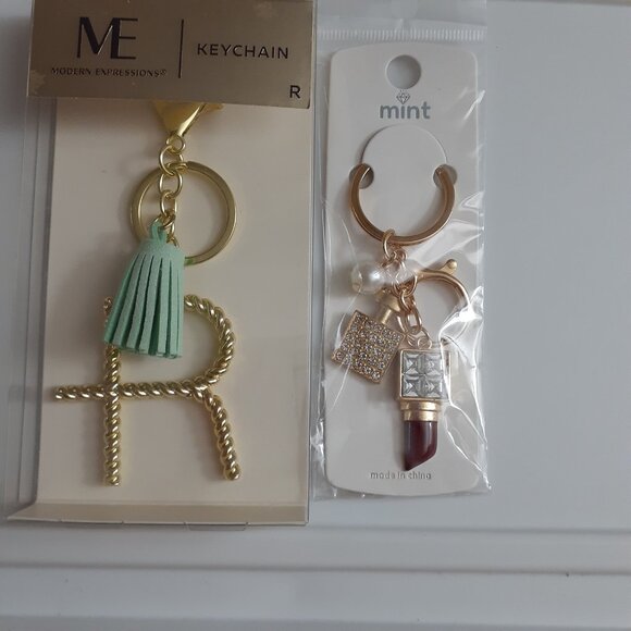 TWO KEYCHAIN SET - Picture 4 of 7